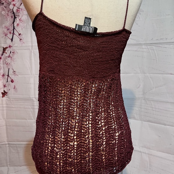 Laundry top with two buttons - Picture 5 of 9